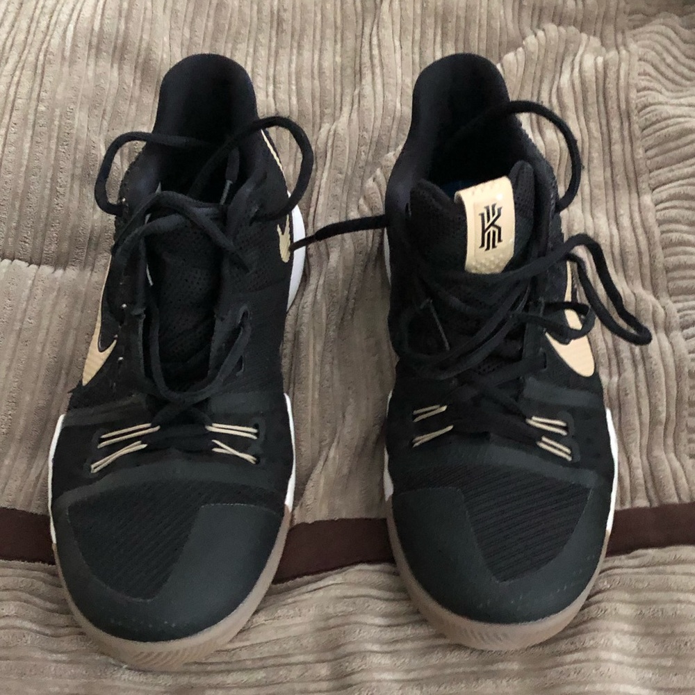 KYRIE 3